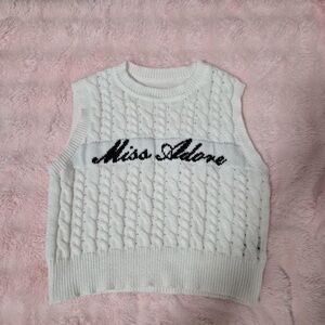SHEIN White Cable Knit Sleeveless Sweater